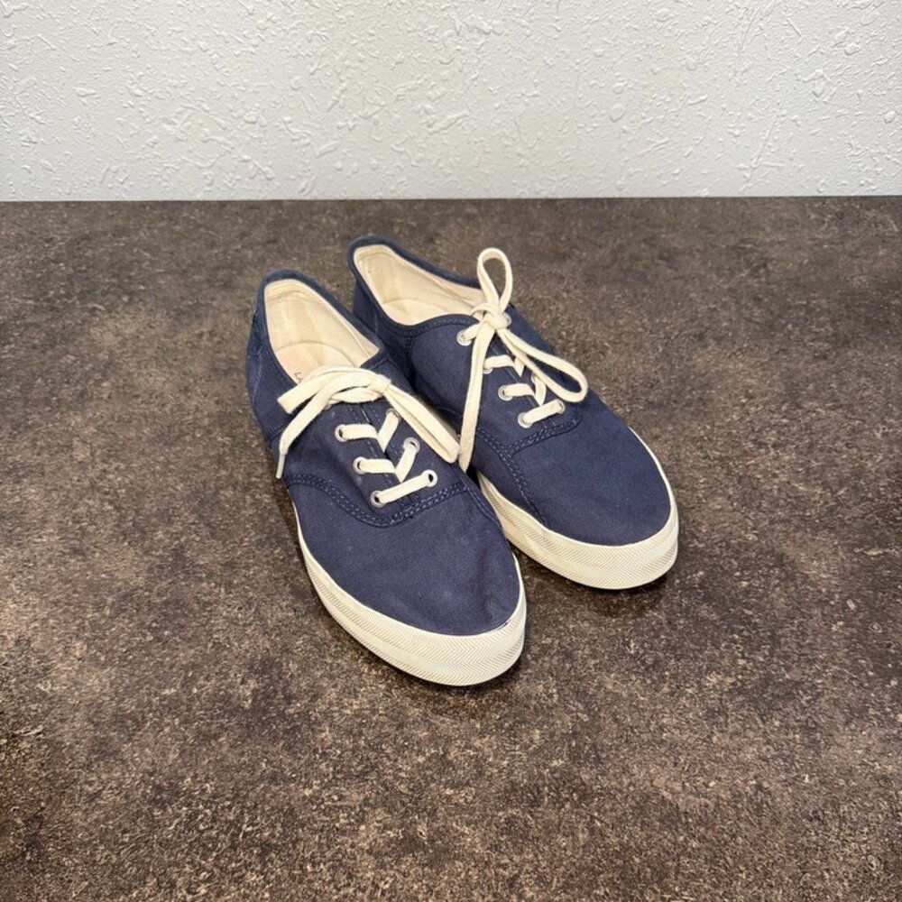 Lacoste Women’s Navy Blue Canvas Sneakers Size 8.5